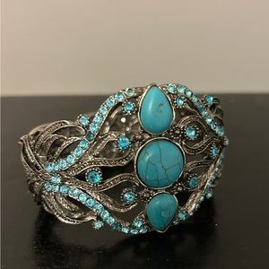 Ornate Silver Tone Turquoise Rhinestone Clamp Bracelet